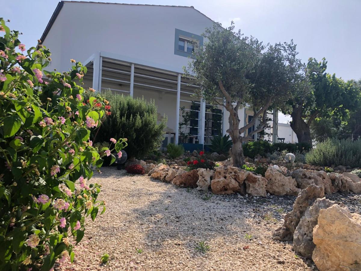 B&B Casa del Faro SanVallero Portopalo Di Capo Passero Exterior foto